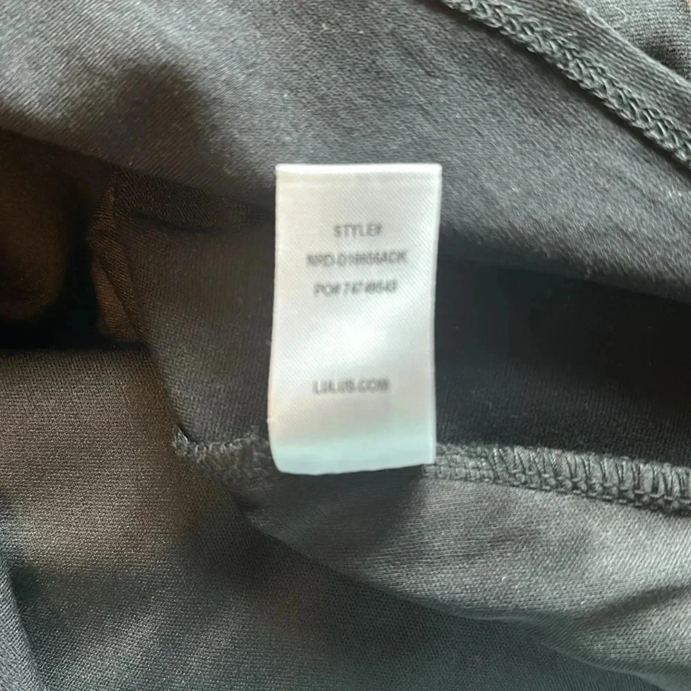 Lulu’s Drinks On Me Black Sleeveless Pleated Bodycon Dress Size Medium - Picture 7 of 7